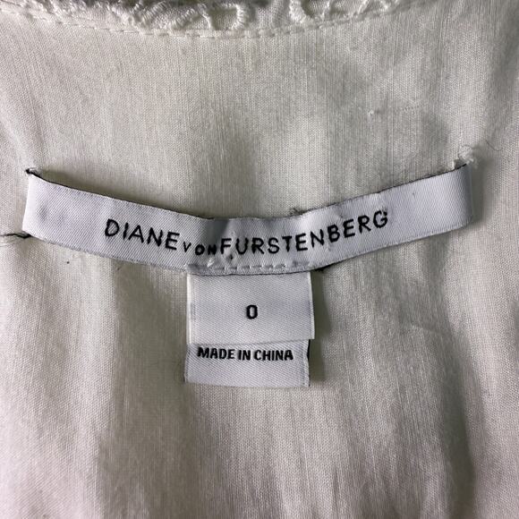 Diane Von Furstenberg Eyelet Embroidered Sheath Mini Dress Size 0 Pockets Luxury - Picture 7 of 11